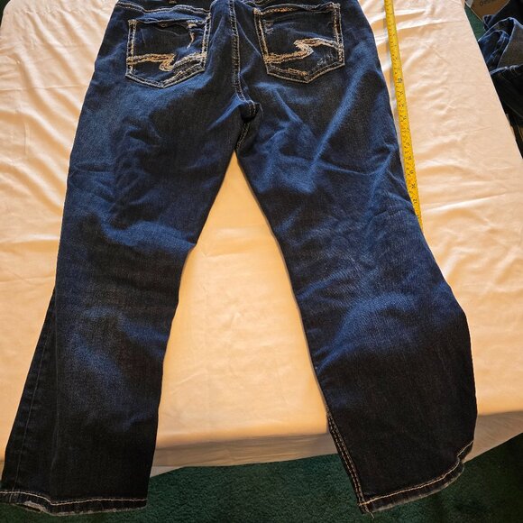 Silver Suki Capri Jeans Stretch 16 Distressed - Picture 5 of 11